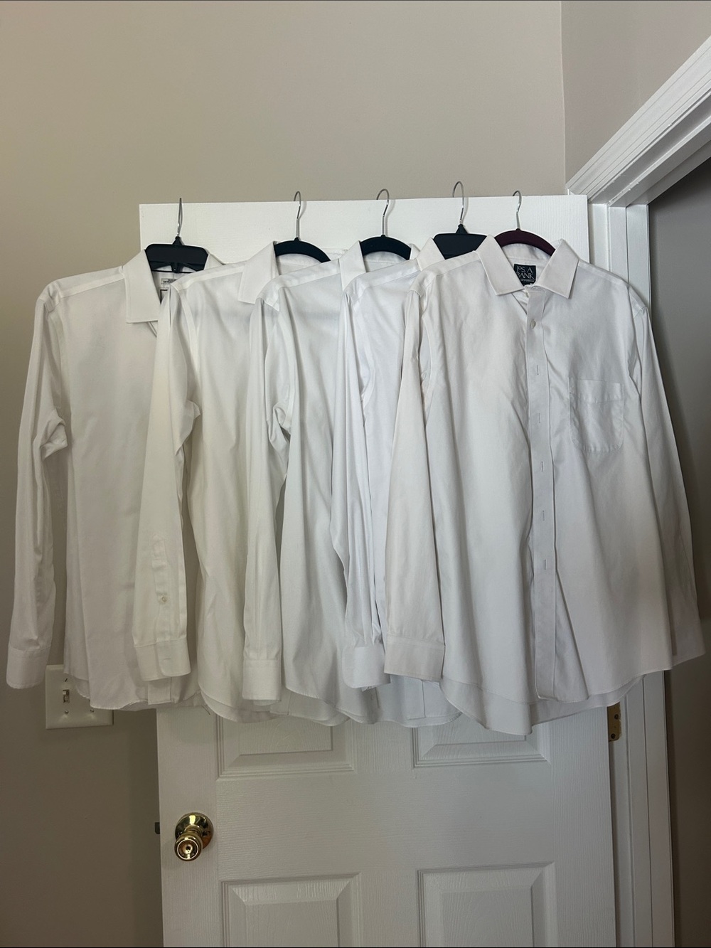 5 Pack of Slim Fit Men's White Dress Shirts